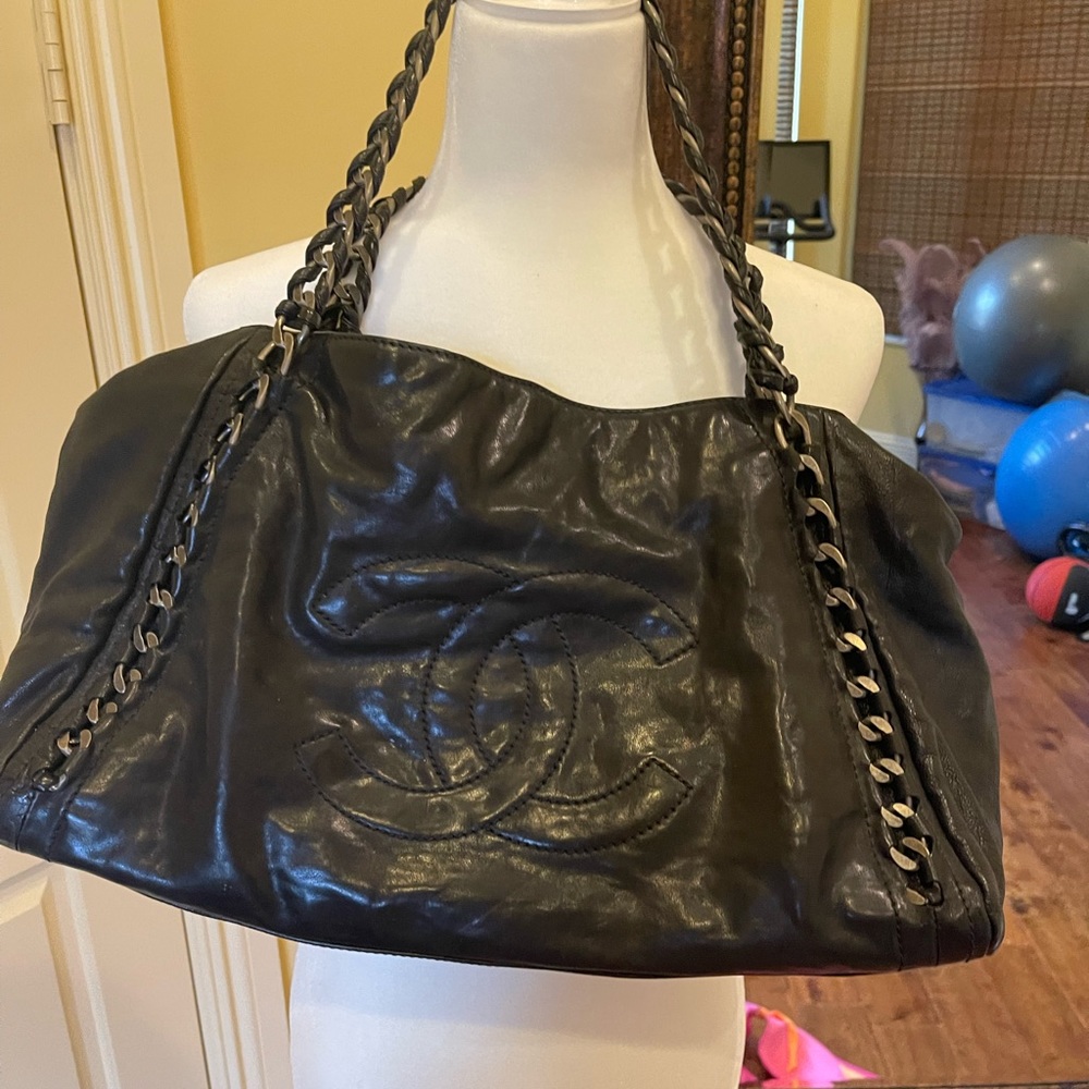 Genuine Chanel Ladies Handbag